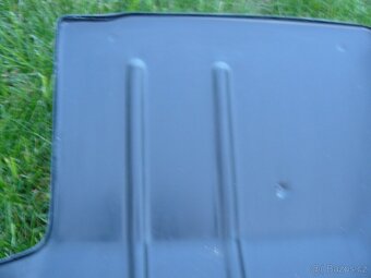 SKODA 110R kryt motoru - 8