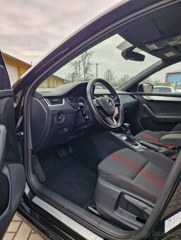 Škoda Octavia Combi 2,0TDI Sport DSG 110kW ACC KESSY 2020 - 8