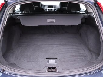 Volvo V60 2,0 D4 120kW Automat Momentum (2012) - 8