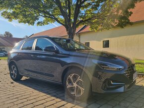 Hyundai i30 1.5i CVVT SMART KOMBI - 8
