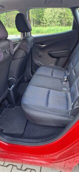 Hyundai ix20, Hyundai ix 20 1,6i 92 kW - 8
