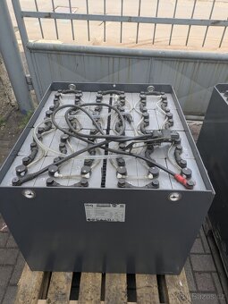 trakční baterie 48V 6PzS 750 Ah - 8
