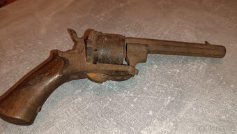 Prodám Historický Revolver LEFAUCHEUX - 8