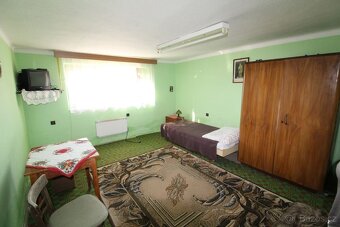 Rodinný dům v obci Liptovské Sliače - 8