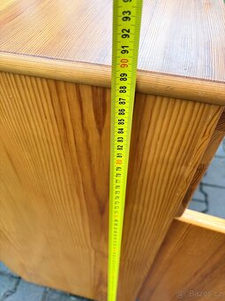 Dřevěná komoda s šuplíky - 8