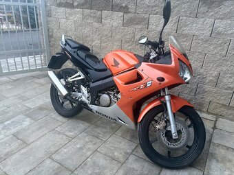 Honda cbr 125 2006 - 8