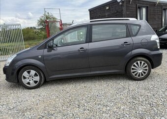 Toyota Corolla 2,2 D4-D TAŽNÉ, SERVISKA nafta manuál 100 kw - 8