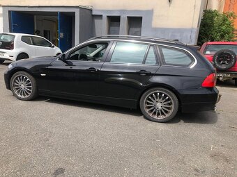 BMW E91 330xi - 8