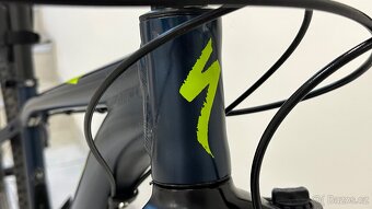 Horské kolo SPECIALIZED, M, kola 29", pro jezdce od 165 cm - 8