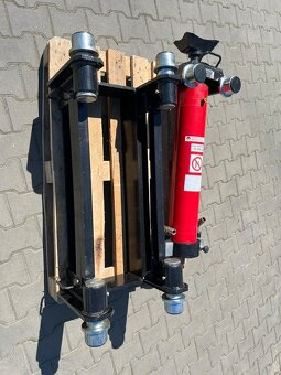 Ruční hydraulický jámový zvedák nosnost 12 t - 8