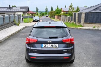 KIA ceed SW JD 1,6 GDI TOP - 8