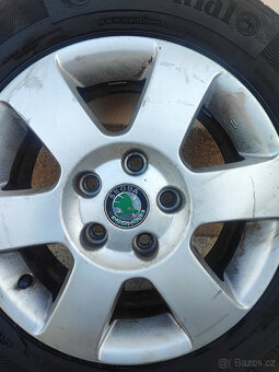 Prodej letního pneu+litinová kola R15 ze Škoda Octavia - 8