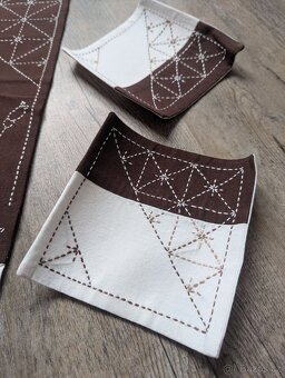 Sashiko: Vlajka s koi kaprem a japonské prostírání - 8