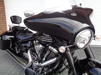 YAMAHA XV 1900 Midnight Star se štítem. 2011. - 8