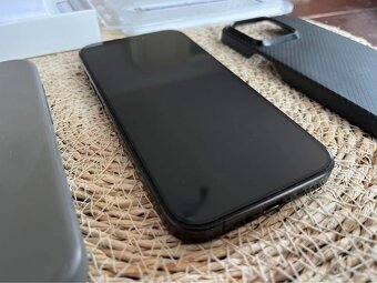 Apple iPhone 15 Pro 128gb + kryty a sklo - TOP stav - 8