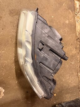 Prodám Bixenony Škoda Superb 2 - 8