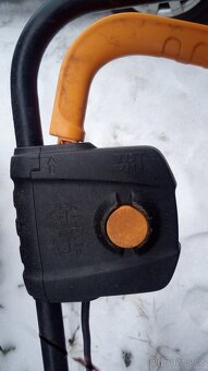 Elektrická zahradní sekačka STIGA - 8