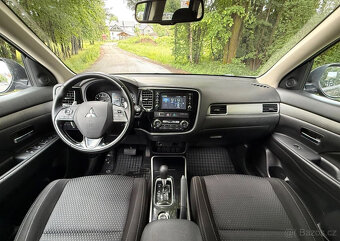 Mitsubishi Outlander 2.0 Intense + 4WD CVT - 8
