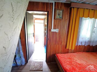 Chata Henčov řeka zahrada - 8