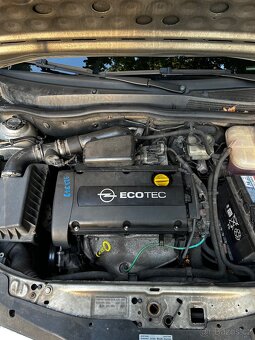Prodám opel Astra H 1.6 16v 77kw R.V.2005… - 8
