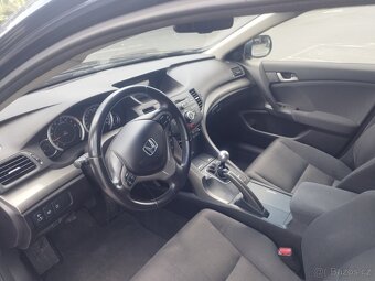 Honda Accord Tourer i-VTEC 2,0, 115kW, 2009 - 8