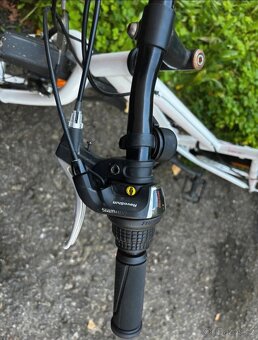 Dívčí kolo Leader fox bufalo 24” - 8