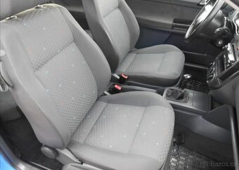 Volkswagen Polo 1,2 HTP 47 kW benzín - 8