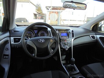 Hyundai i30 1.4 CRDi -66 KW- KLIMA-ALU - 8
