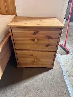 Krásná dřevěná Ložnice IKEA HURDAL z masivu Komplet - 8