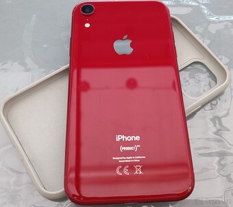 Apple iPhone XR / 64GB / Baterie kondice 88% / Obal - 8