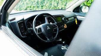 Mitsubishi Outlander 2.2 DI-D Instyle A/T - 8