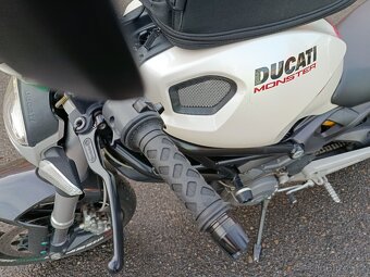 Ducati 696 r.v.2009 - 8