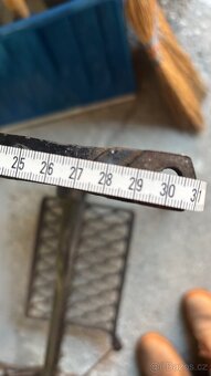 Stolek ze šicího stroje Singer - 8