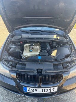 BMW e91 325i 160kw - 8