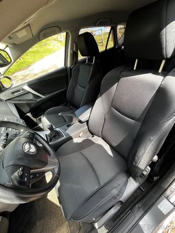 Mazda 3 - 8