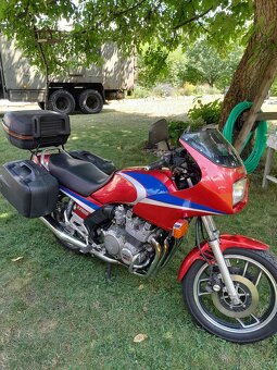 Yamaha XJ 900 31A - 8