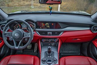 Alfa Romeo Stelvio 2.0 AWD A/T - ZÁRUKA 1rok/20 000km - 8