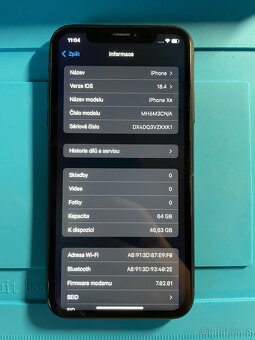 iPhone XR Black 64GB, baterie 100% - 8