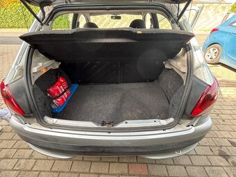 Peugeot 206+ - 8