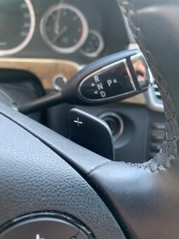 Mercedes-Benz E 300 CDI - 8