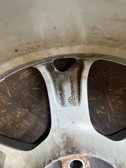 SADA ALU KOL 8.0JX18H2 5X108 ET45 63,4mm - 8