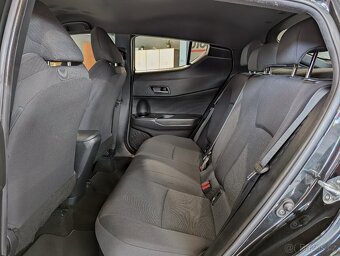 Toyota C-HR 1.8 Hybrid 90kW KAMERA, LANE ASSIST, ČR - 8