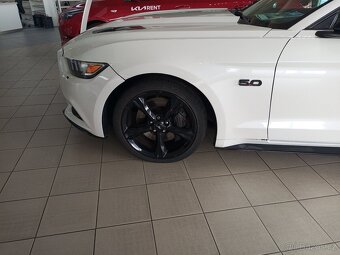 FORD MUSTANG MK6 - 5.0 L -  GT V8 - 313 KW - STK 07/2027 - 8