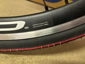 Zapletená kola CAMPAGNOLO SCIROCCO 622x15C - 8
