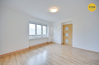 Prodej světlého bytu 3+kk (65 m²) s komorou a 2 skle, 131709 - 8