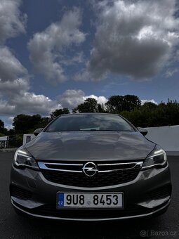 Opel Astra 1.4Turbo 2018 - 8