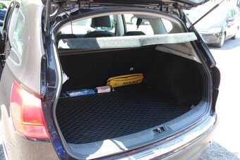 Nissan Qashqai 1.6i - 8