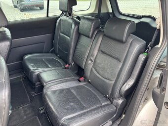 Mazda 5 - 8