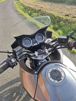 Suzuki V-strom 1000 - 8