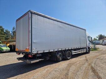 IVECO Stralis HI WAY 6x2 - 8
